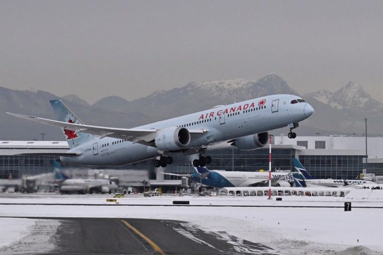 Canada government sells its Air Canada stake, Globe and Mail reports