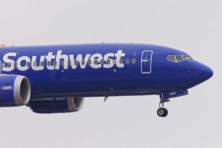 Southwest Airlines raises fourth-quarter unit revenue forecast