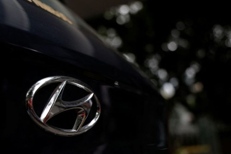 Hyundai Motor Q4 profit falls 17% as discounts weigh