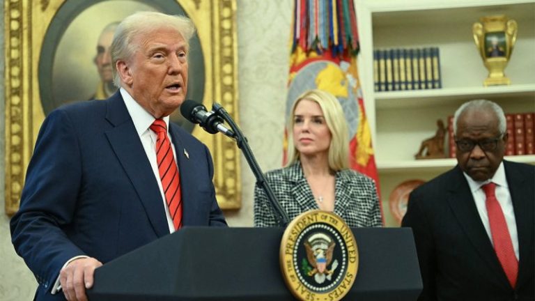 ‘Ridiculous’: Bondi personally strips DOJ walls of Biden, Harris, Garland portraits