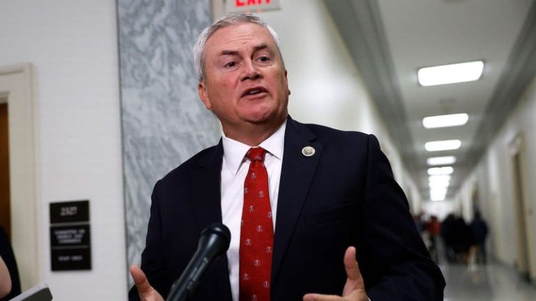 Comer vows ‘accountability,’ Trump rips ‘scandal’ after bombshell report on Biden autopen pardons