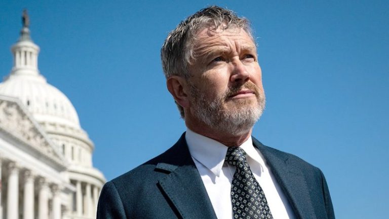 Patriot or ‘Pathetic RINO’? Maverick Republican Thomas Massie trades ‘America First’ label for ‘America only’